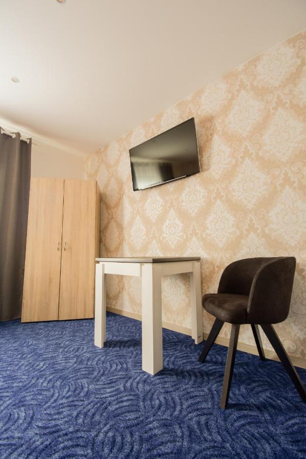 Mainzimmer - Business Apartments Hasloch  エクステリア 写真