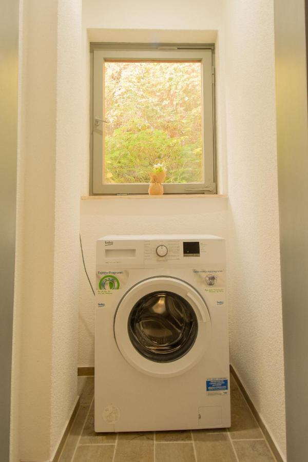 Mainzimmer - Business Apartments Hasloch  エクステリア 写真
