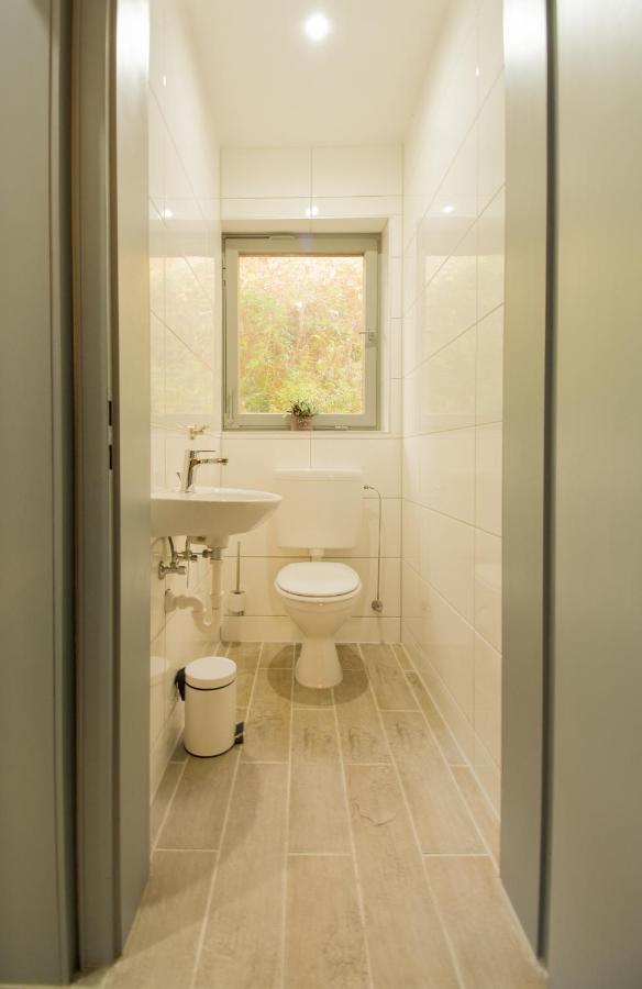 Mainzimmer - Business Apartments Hasloch  エクステリア 写真